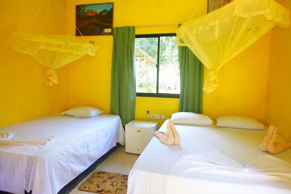 Kahden hengen comfort-huone (yksi tai kaksi sänkyä), vuoristonäköala | Työpöytä, kannettavalle tietokoneelle sopiva työtila, äänieristys