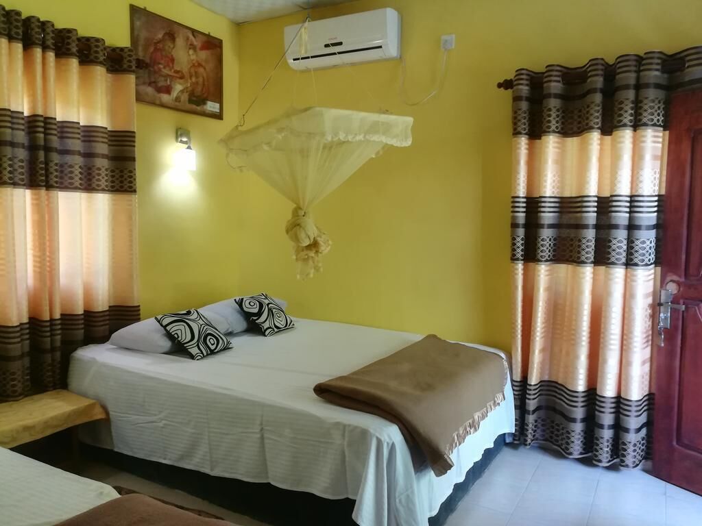 Chambre Confort Double ou avec lits jumeaux, vue montagne