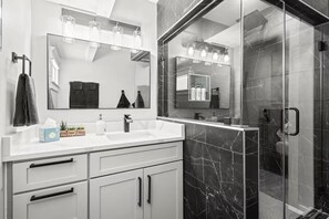 Family Bungalow | Bathroom