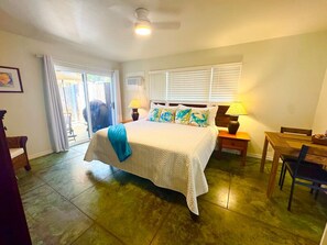 Desk, iron/ironing board, WiFi, bed sheets - New! Studio Suite Retreat with Pool by Beach w/AC (Koloa)