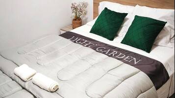 2 bedrooms, iron/ironing board, free WiFi