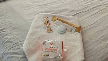 1 camera, ferro/asse da stiro, Wi-Fi gratuito, lenzuola