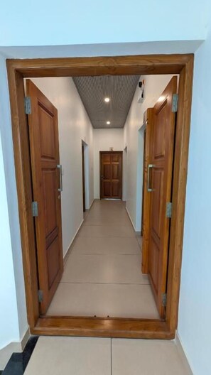 Villa, 6 Schlafzimmer, Balkon, Meerblick | Innenbereich