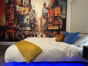 3 bedrooms, desk, WiFi, bed sheets - Cozy Dallas Home in Bishop Arts Near Lake and Park (Dallas)
