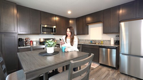 710 Soderquist Turlock - Bedroom 1