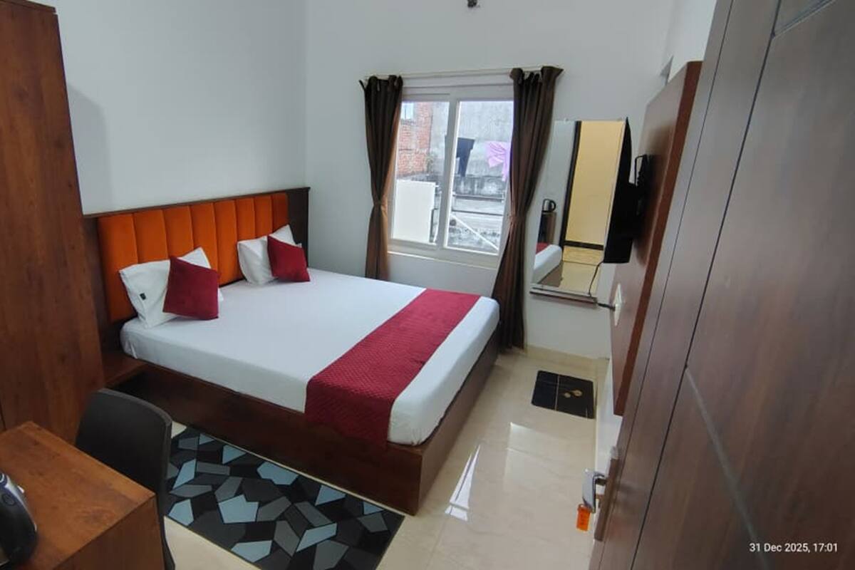 Kamar Double Standar, balkon, pemandangan kota | Wi-Fi gratis