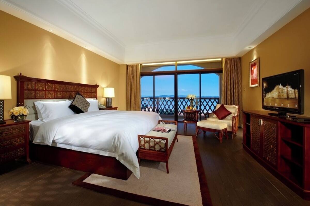 Basic Double Room, Courtyard View | Desk, laptop workspace, free WiFi