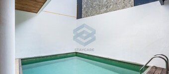 Villa Sol Sal free parking by Staycare