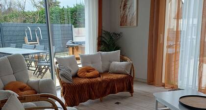 Relaxing villa with spa near Nantes.