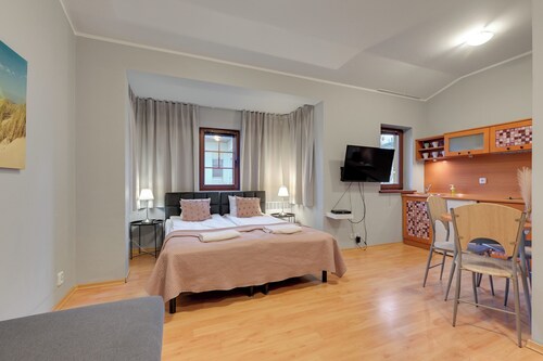 Zacisze Centrum  by Grand Apartments