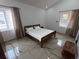 Standard Room | Free WiFi