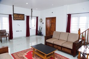 Free WiFi - Serene Grandeur (Arakkambai Village)