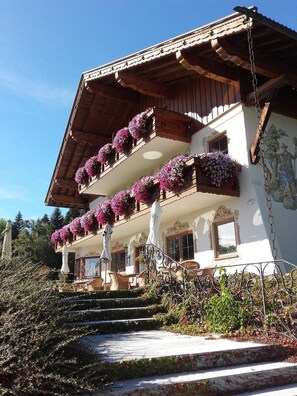 Exterior - Landhotel zur Grenze (Maierhöfen)
