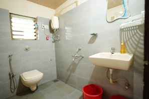 Shower, rainfall showerhead, designer toiletries, towels - Nivant Agro Experience (Gorhe)