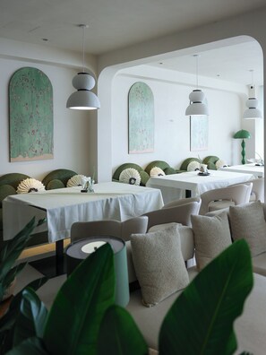 Banquet hall - Arcadia Feng Sui Hua Kai Seaview Hotel (Dali)