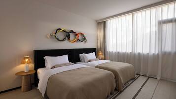 Minibar, individually decorated, individually furnished