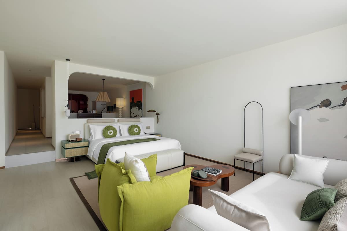 Superior suite, patio, uitzicht op zee | Een minibar, individueel gedecoreerd, individueel gemeubileerd