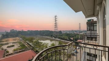 Deluxe-Doppelzimmer | Schreibtisch, kostenloses WLAN, Bettwäsche