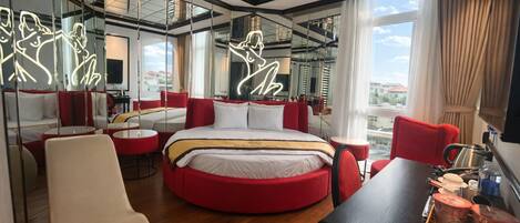 Deluxe Double Room, Balcony | Desk, free WiFi, bed sheets