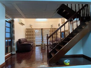 Bungalow - 4 sovrum - tillgänglighetsanpassat - terrass | Vardagsrum