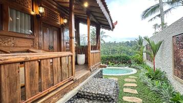 Villa, privat basseng, hageutsikt | Skrivebord og wi-fi (inkludert)