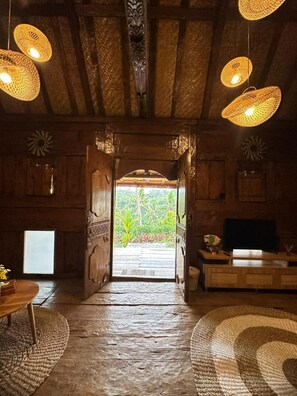 Villa, privat basseng, utsikt mot høyde | Skrivebord og wi-fi (inkludert)