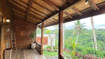 Villa, privat basseng, utsikt mot høyde | Terrasse/patio