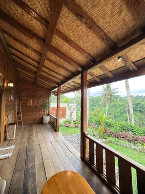 Villa, privat basseng, utsikt mot høyde | Terrasse/patio