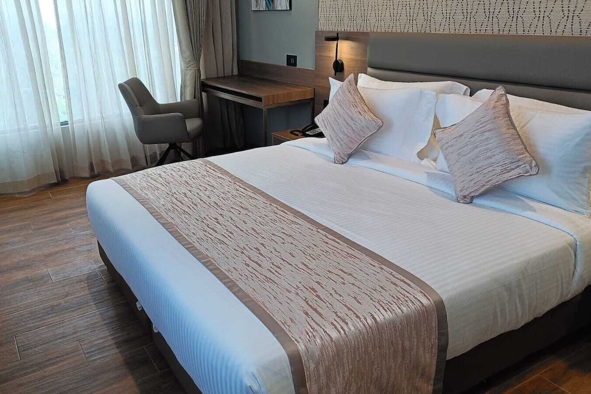 Schreibtisch, kostenloses WLAN