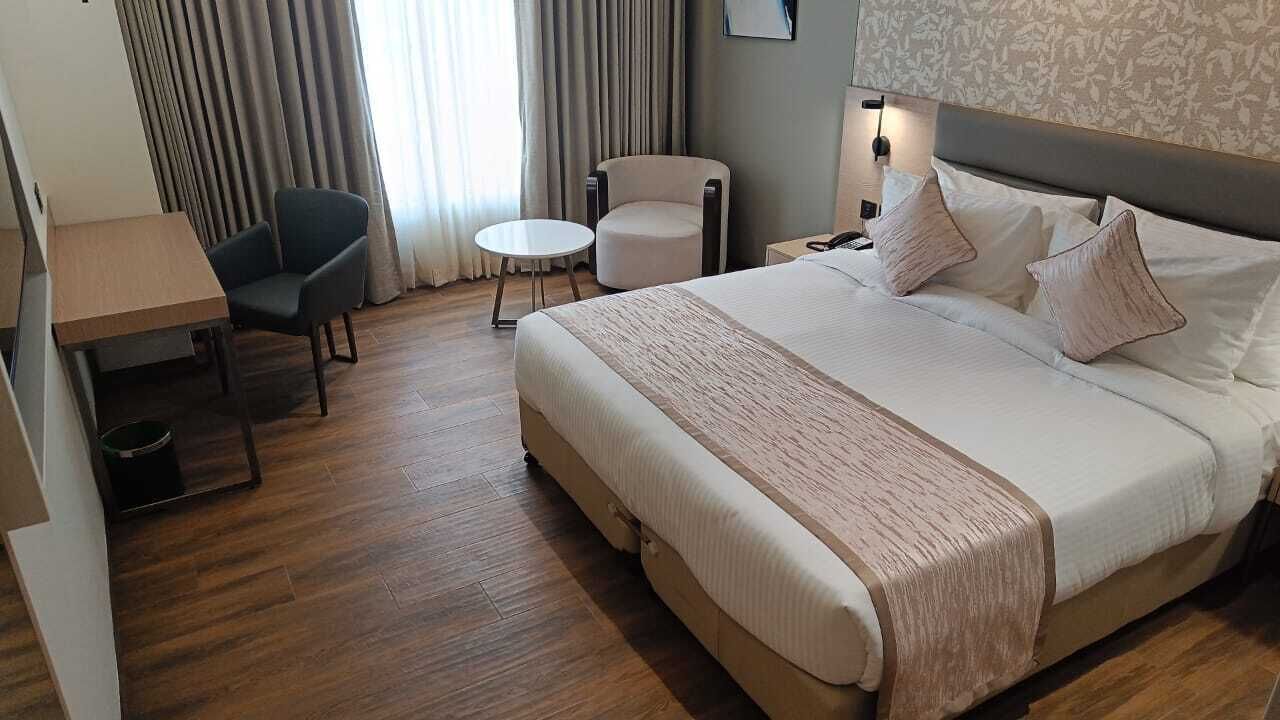 Escritorio y wifi gratis 