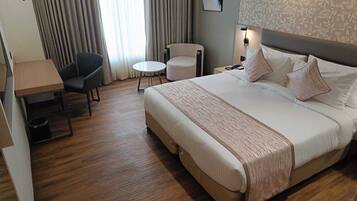 Escritorio y wifi gratis