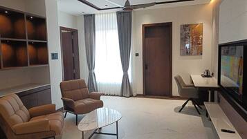 Escritorio y wifi gratis