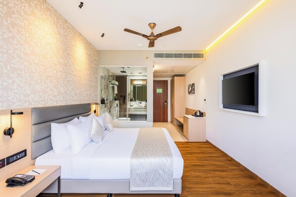 Chambre majestueuse double ou avec lits jumeaux | Coffre-fort, bureau, accès au Wi-Fi (inclus)