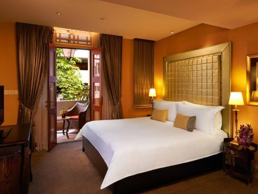 In-room safe, desk, laptop workspace, iron/ironing board