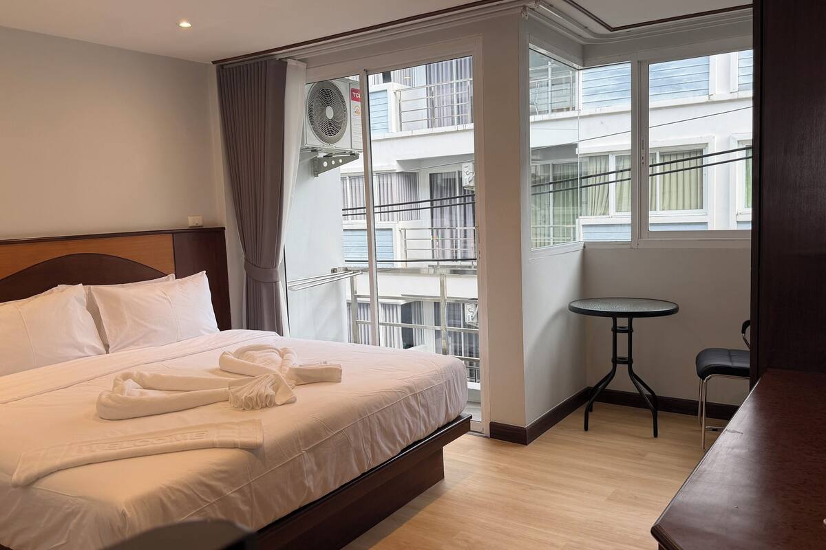 Standard Double Room | In-room safe, blackout drapes, free WiFi