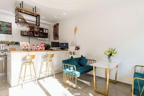 Interior - Mitang Xiaozhu Boutique Inn (Dali)