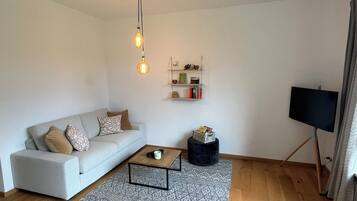 Smart-TV, Videospiele, Bücher