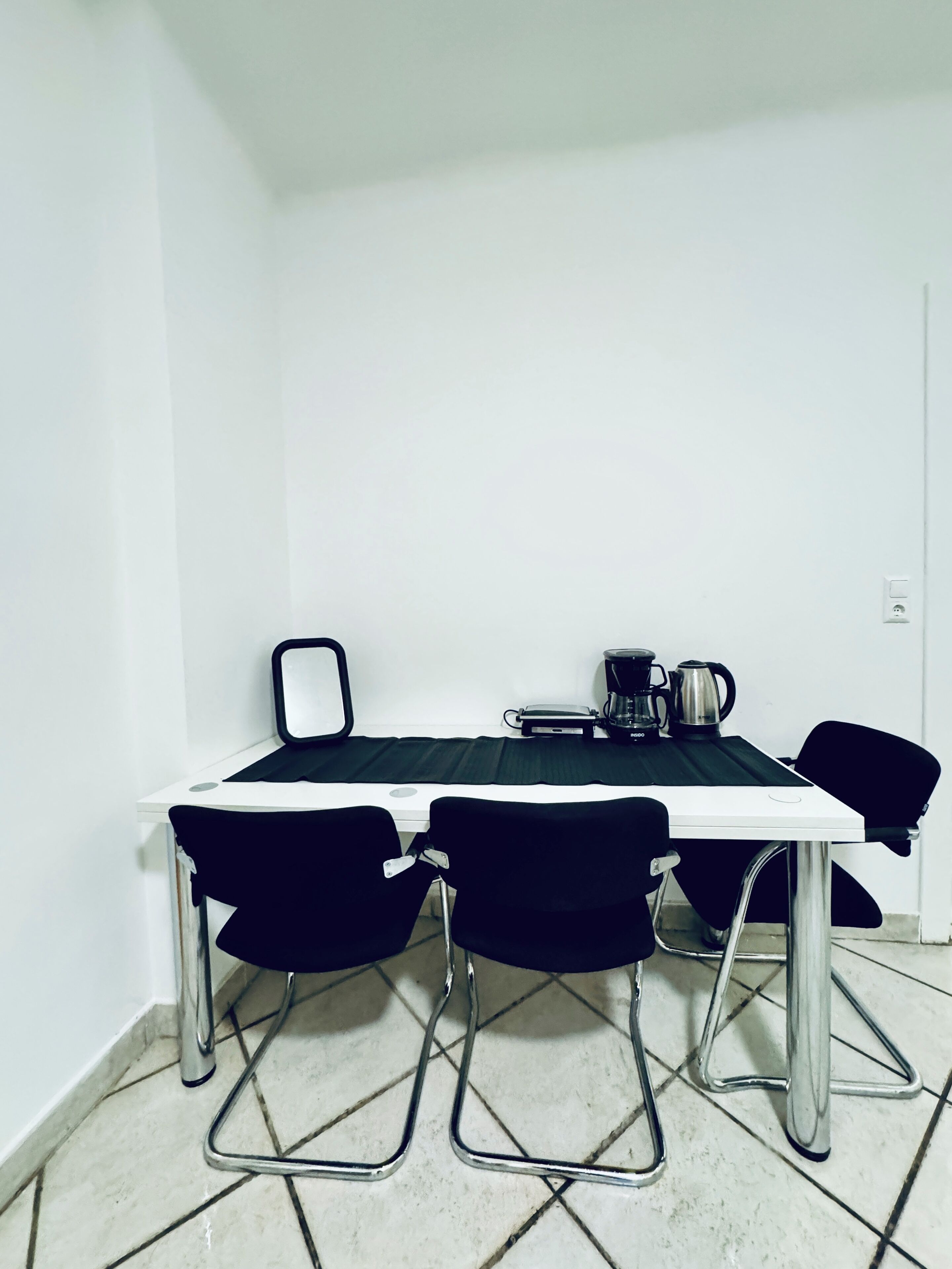 Basic Apartment | Private kitchen