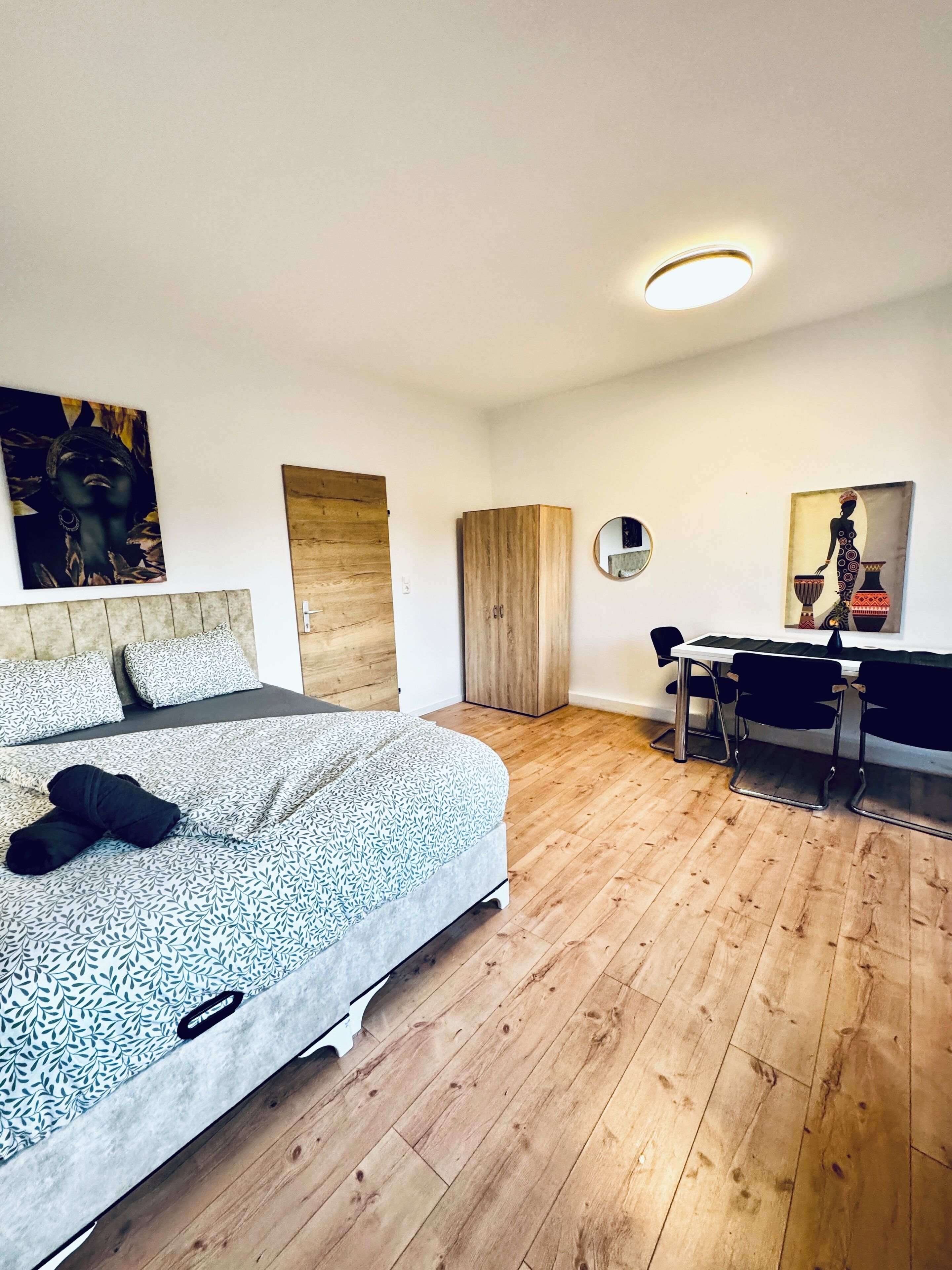 Tabla de planchar con plancha 