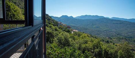 Apartment, 2 Schlafzimmer, Balkon, Hügelblick | Balkon