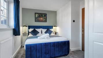 4 bedrooms, iron/ironing board, free WiFi