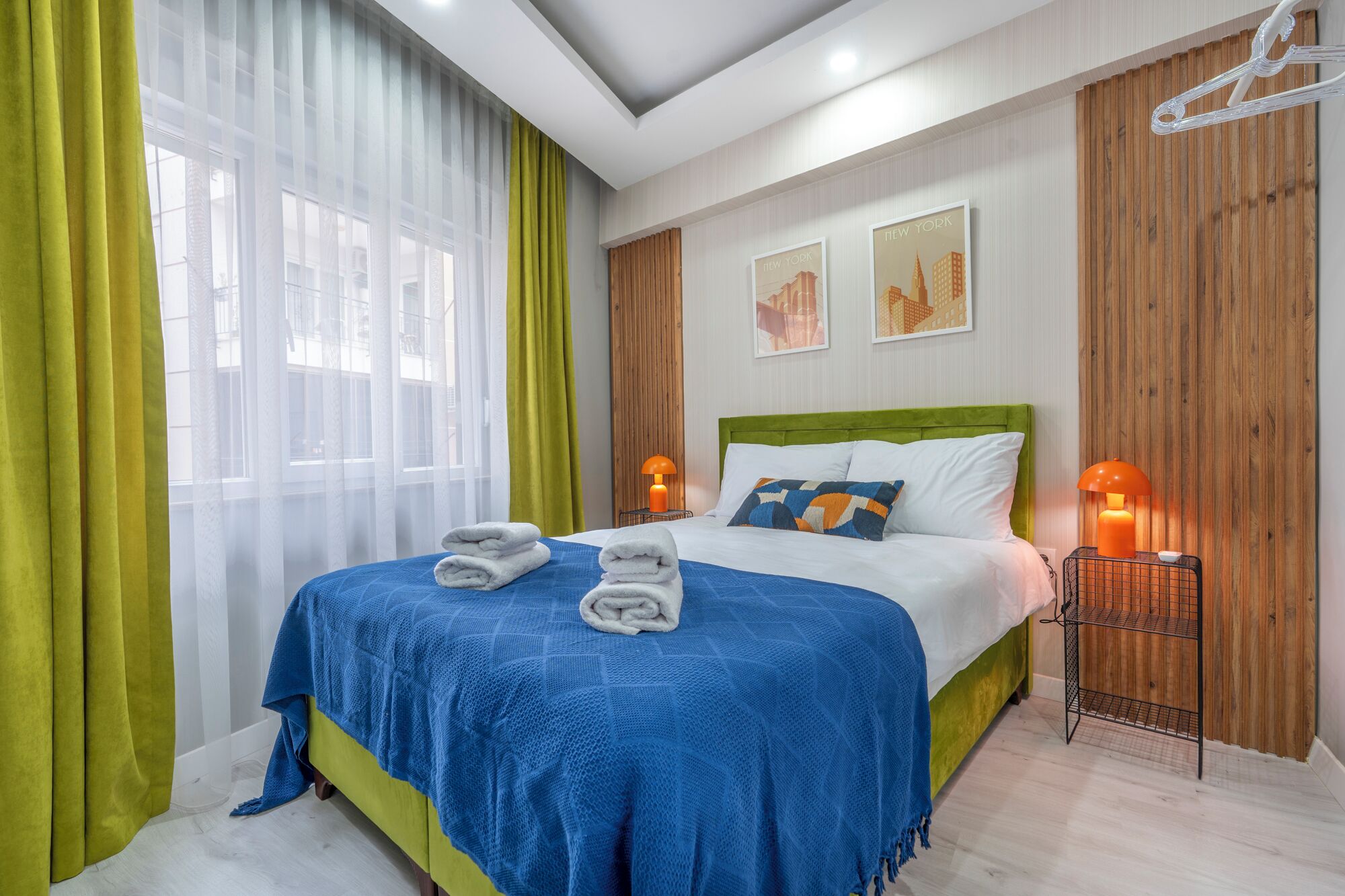 Deluxe Condo, 1 Bedroom, Non Smoking, Pets Allowed | Desk, laptop workspace, blackout drapes, soundproofing