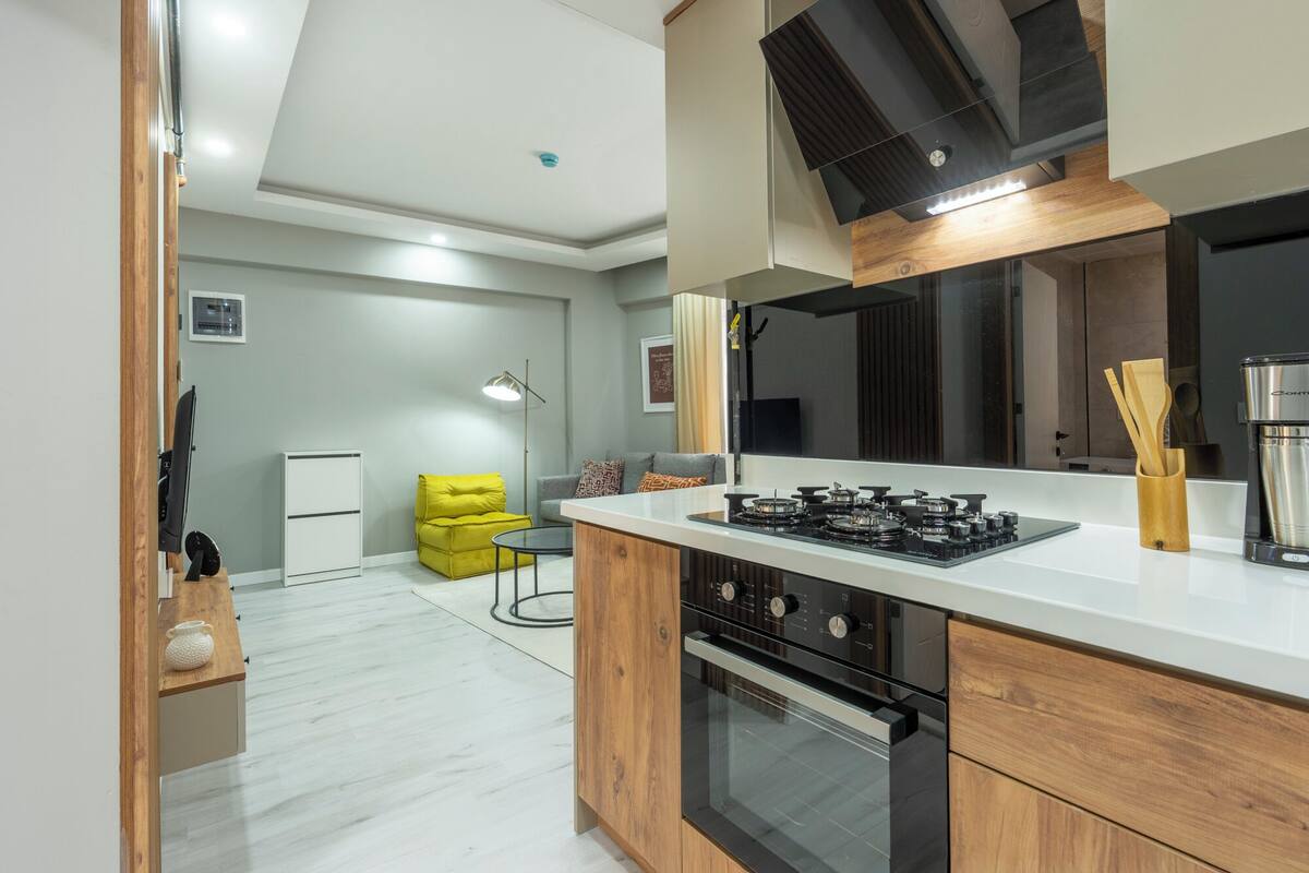 Comfort-Apartment, 1 Doppelbett und Schlafsofa, Küche | Schreibtisch, laptopgeeigneter Arbeitsplatz, Verdunkelungsvorhänge