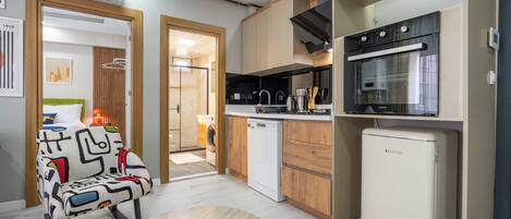 Leilighet – deluxe, 1 soverom, ikke-røyk, kjæledyr tillatt | Eget kjøkken | Minikjøleskap, ovn, kokeplater og oppvaskmaskin