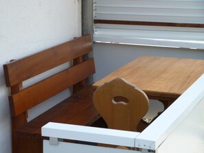 Outdoor dining - Apartment Am Wald Schuttertal with Shared Terrace and Garden (Schuttertal)
