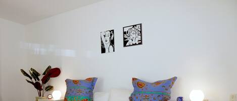 2 間睡房、熨斗/熨衫板、床單