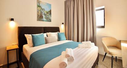 Azura Boutique Hotel