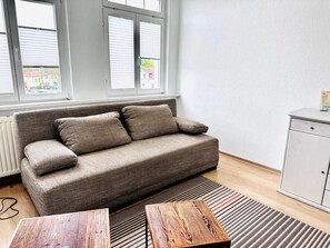 Classic Apartment, City View | Living area - City Hotel (Eisenach)