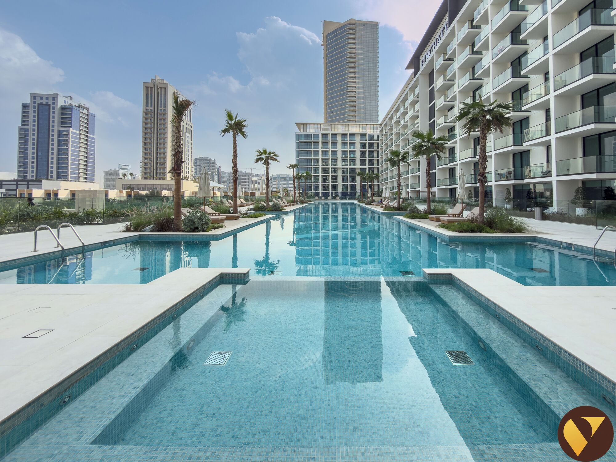 奢华开间, 阳台, 城市景观 | 熨斗/熨衣板、婴儿床、免费 WiFi、床单