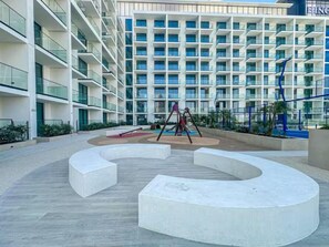 Exterior - Binghatti Phenix JVC Near Circle Mall (Dubai)